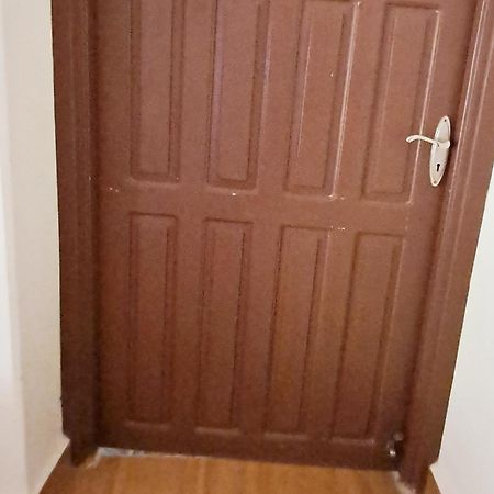 Giftland Homestay Аиджал Экстерьер фото