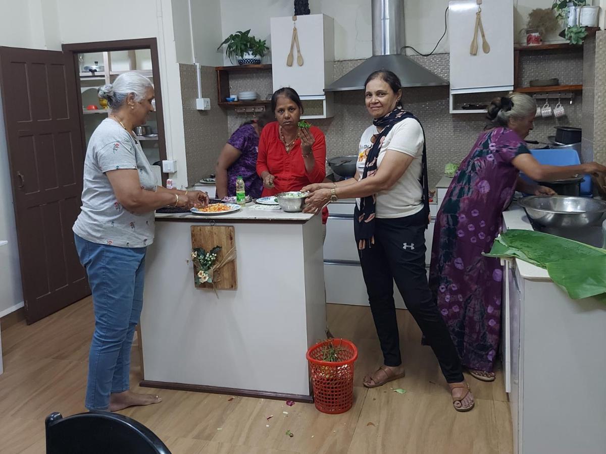 Giftland Homestay Аиджал Экстерьер фото