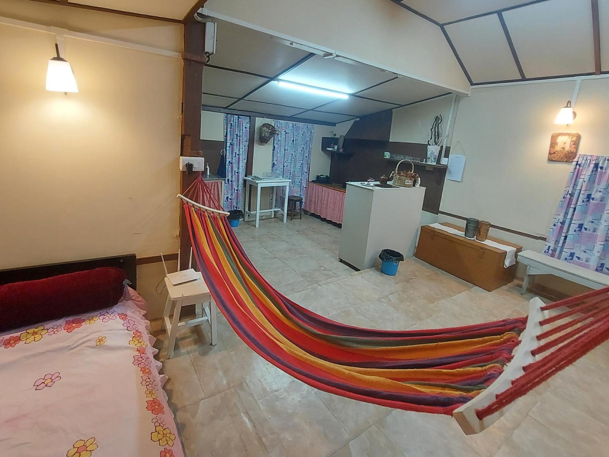 Giftland Homestay Аиджал Экстерьер фото